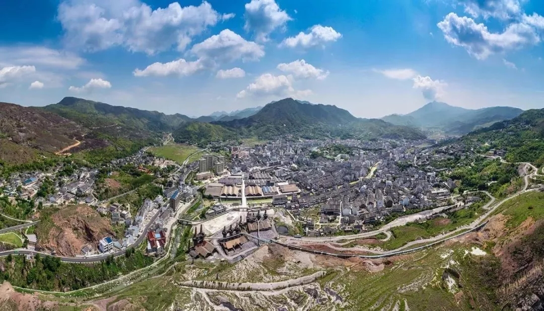 溫州蒼南縣礬山鎮(zhèn)鎮(zhèn)長 肩負(fù)使命，擘畫發(fā)展新藍(lán)圖